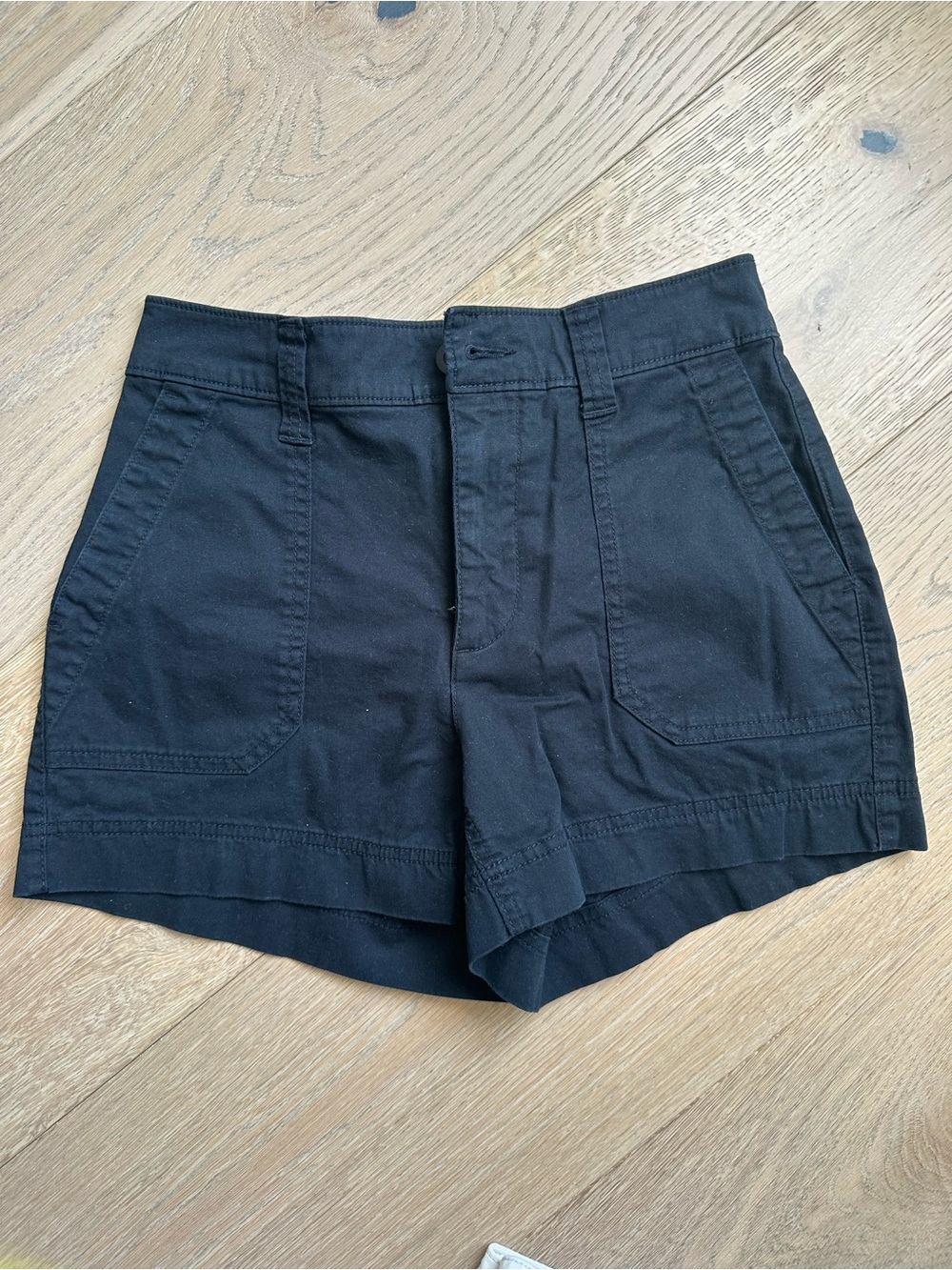 Old Navy High-Waisted OG Chino Shorts Black XS